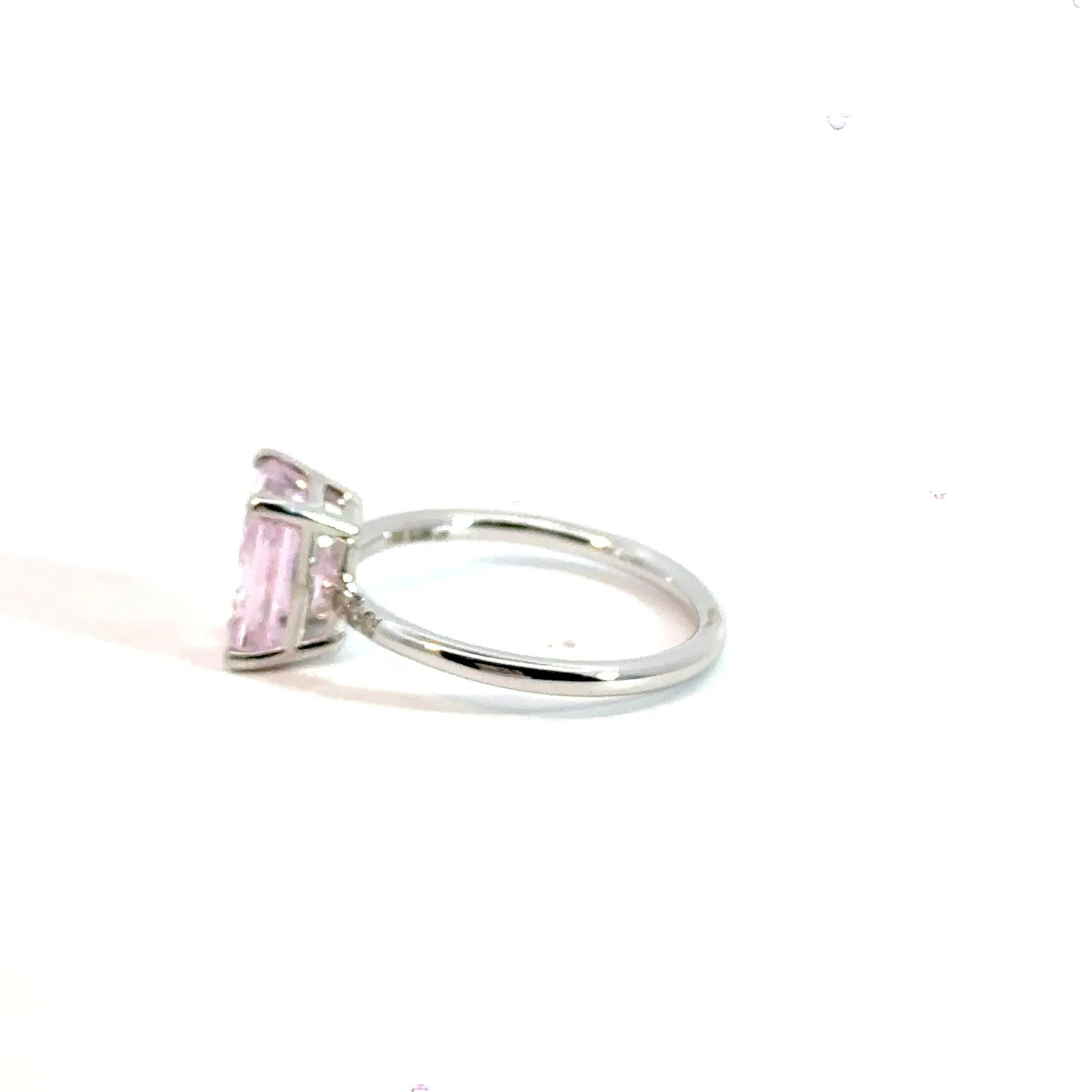14CT White Gold Ring with Diamonds & Manmade Coloured Stone